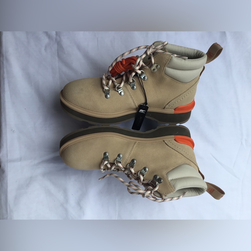 Sorel Women's Boots in Tan and Orange - Picture 13 of 14